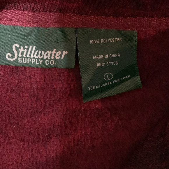 ⭐️Stillwater 🐴Red Plaid Snap Sweater - Picture 4 of 12